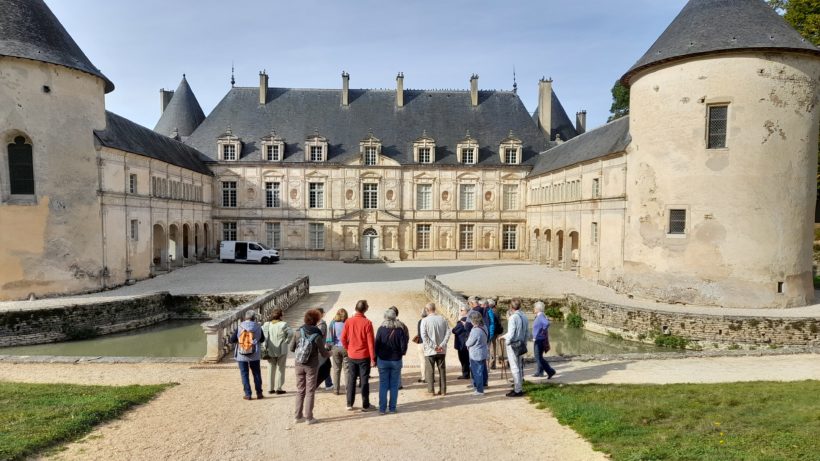 Les séniors au château de Fontenay.